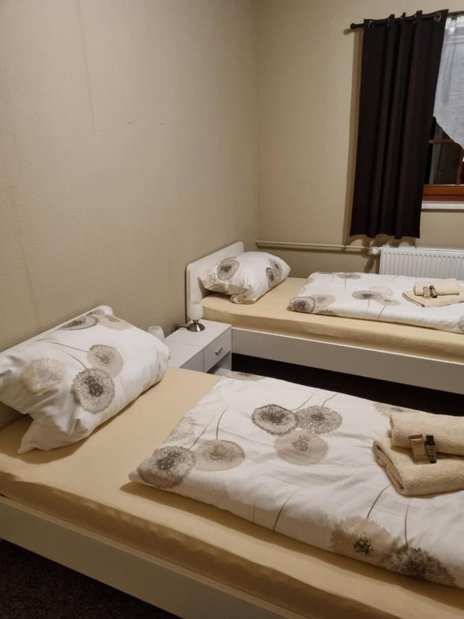 Pension Torgau Exteriör bild